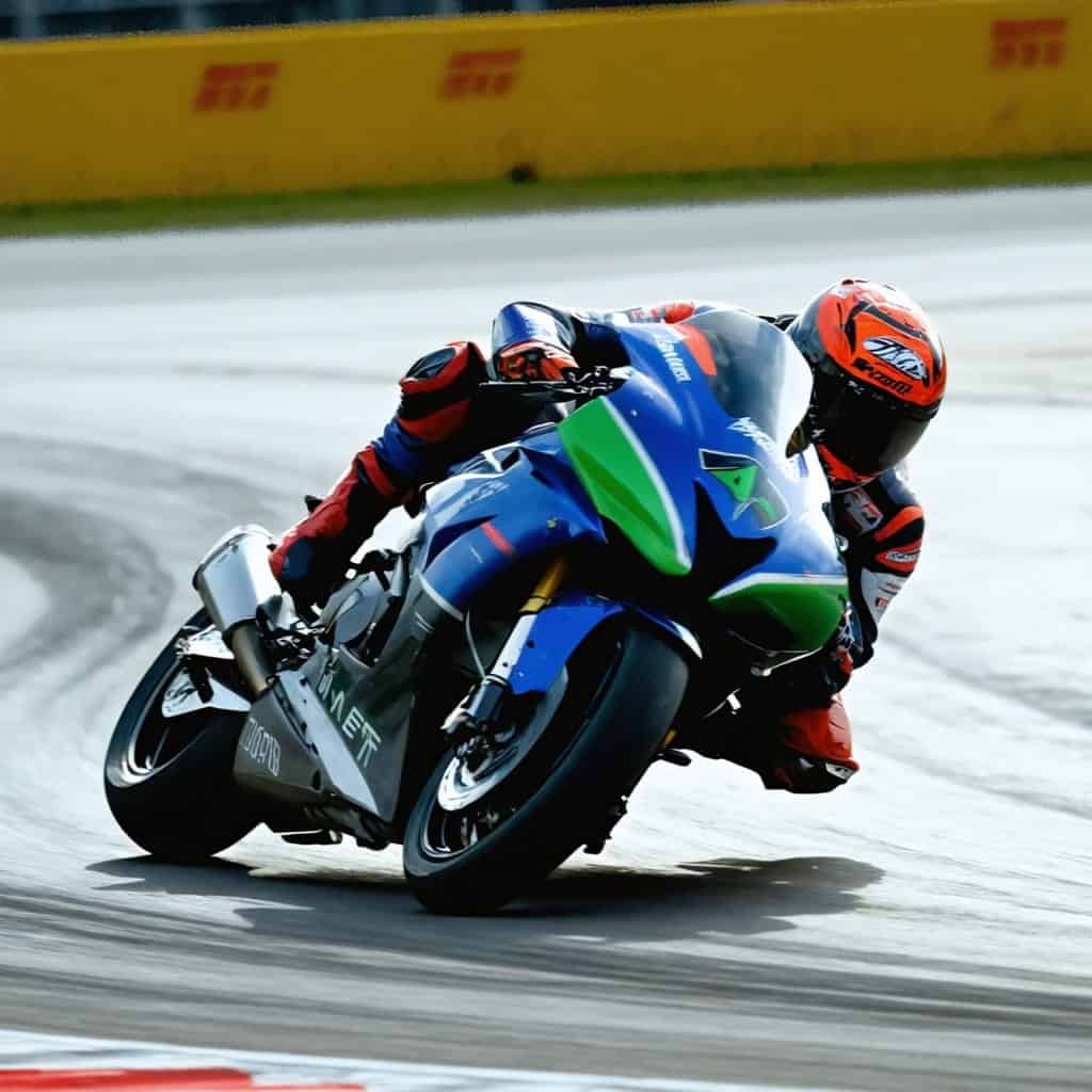 Holgado MotoGP Gresini 2027 moto - Futuro in MotoGP: Holgado pronto per il salto con Gresini - guida 1774944019569