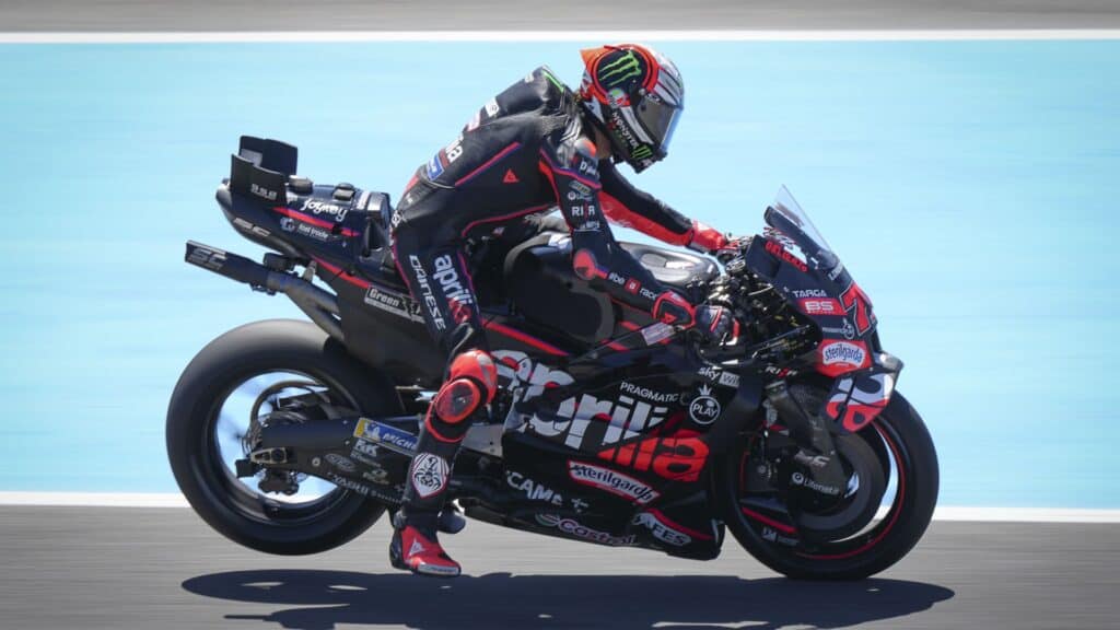 Jerez MotoGP Aprilia Ducati moto - MotoGP: La Sfida di Jerez per Aprilia contro il Dominio Ducati - guida 1776670952342
