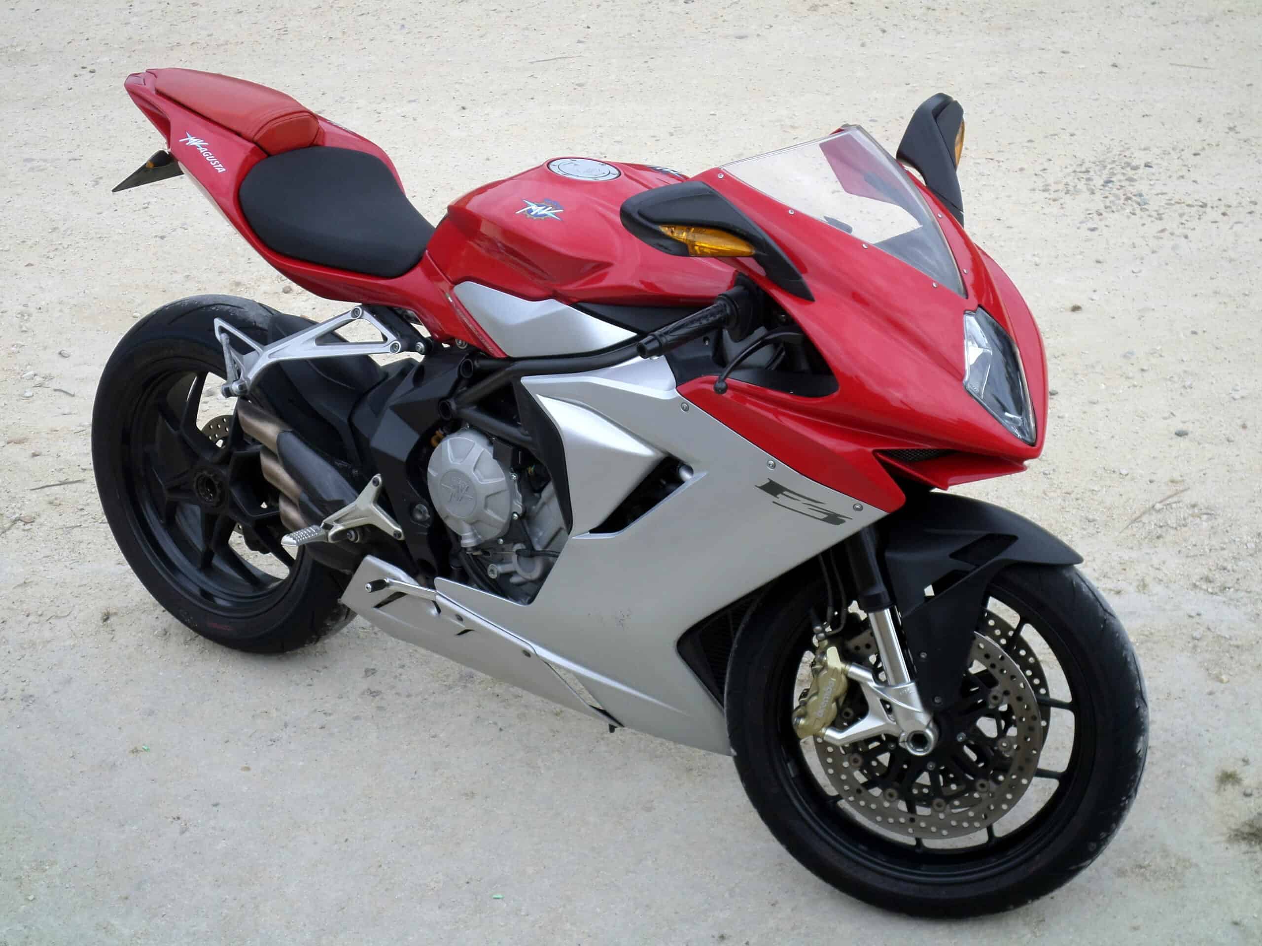 MV Agusta F3 R 2026: Prezzo Ridotto e Dotazione Completa