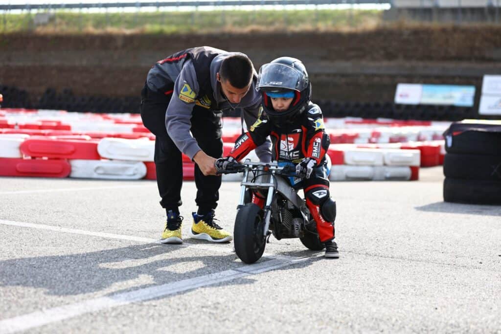 scuola motociclismo Abruzzo moto - Top Fuel e SMC Scuola Motociclismo: Nuovo Approdo in Abruzzo - guida 1777366210037
