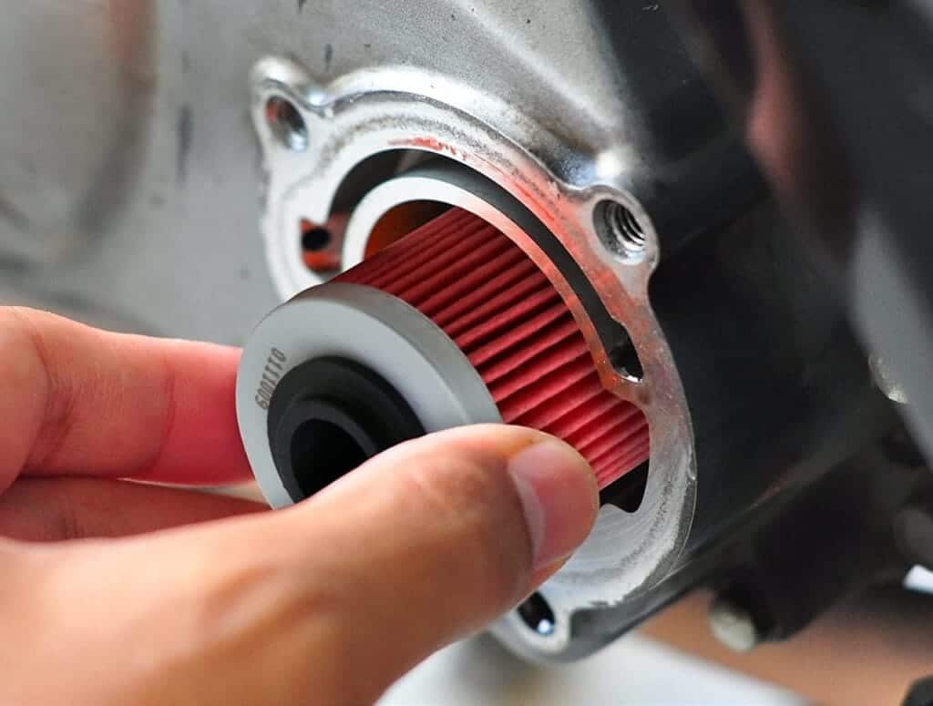 sostituzione filtro aria moto moto - Come Sostituire il Filtro Aria della Tua Moto: Guida Fai da Te - guida 1775855782767