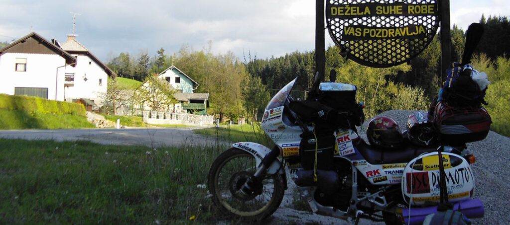 Bosnia in moto moto - Bosnia in Moto: Un Viaggio tra Storia e Natura - guida 1777969210701