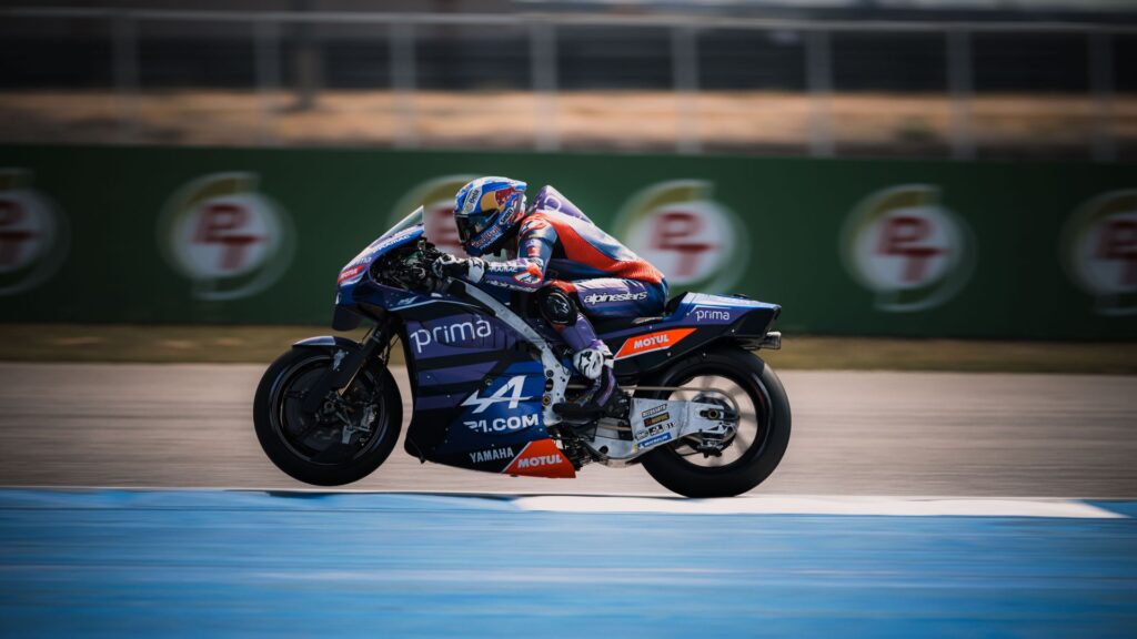 debutto MotoGP Razgatlioglu moto - Debutto impegnativo per Razgatlioglu in MotoGP: Le sfide di un campione in un nuovo contesto - guida 1777969816236