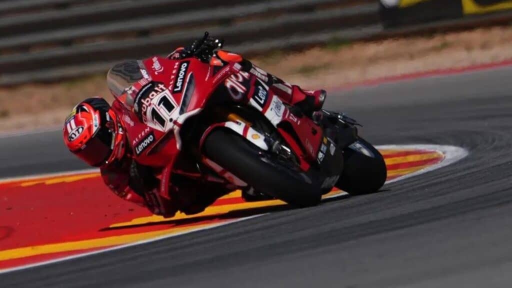 Superbike Aragon Superpole moto - Superbike Aragon: Emozionante Superpole Race al MotorLand - guida 1780218007514