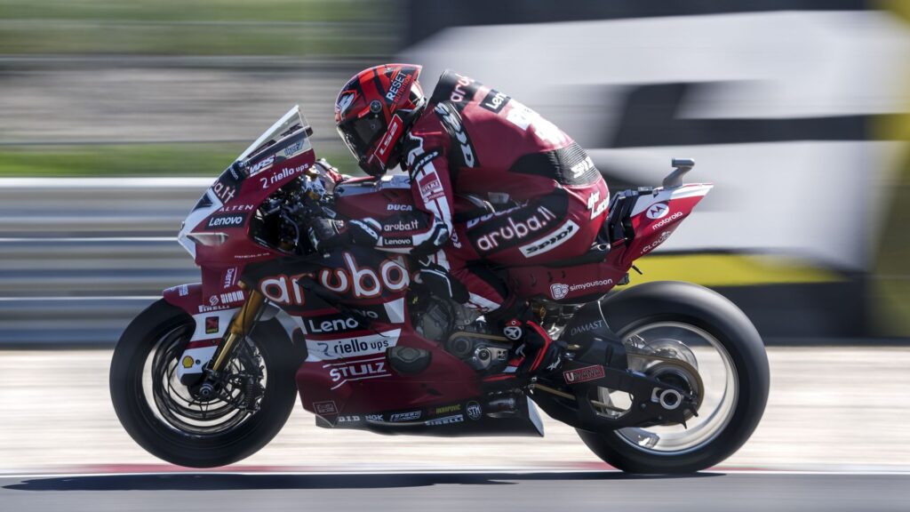 Superbike Superpole Race Balaton moto - Superpole Race Balaton: Lecuona sfida Bulega per la vittoria in Superbike - guida 1777798807684