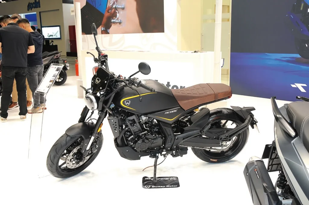Wottan Motor Rebbe Scrambler 125 moto - Offerta Imperdibile: Wottan Motor Rebbe Scrambler 125 a Prezzo Scontato - guida 1778144412027