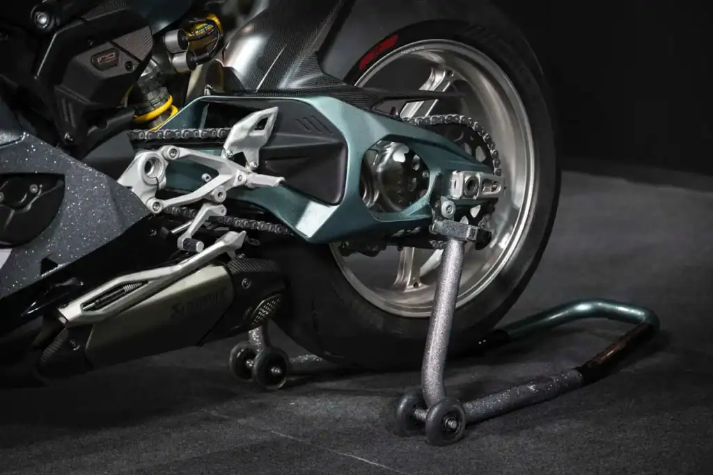 Ducati Collezione 100 moto - Ducati Collezione 100: Un secolo di leggenda su due ruote - guida 1780561210436