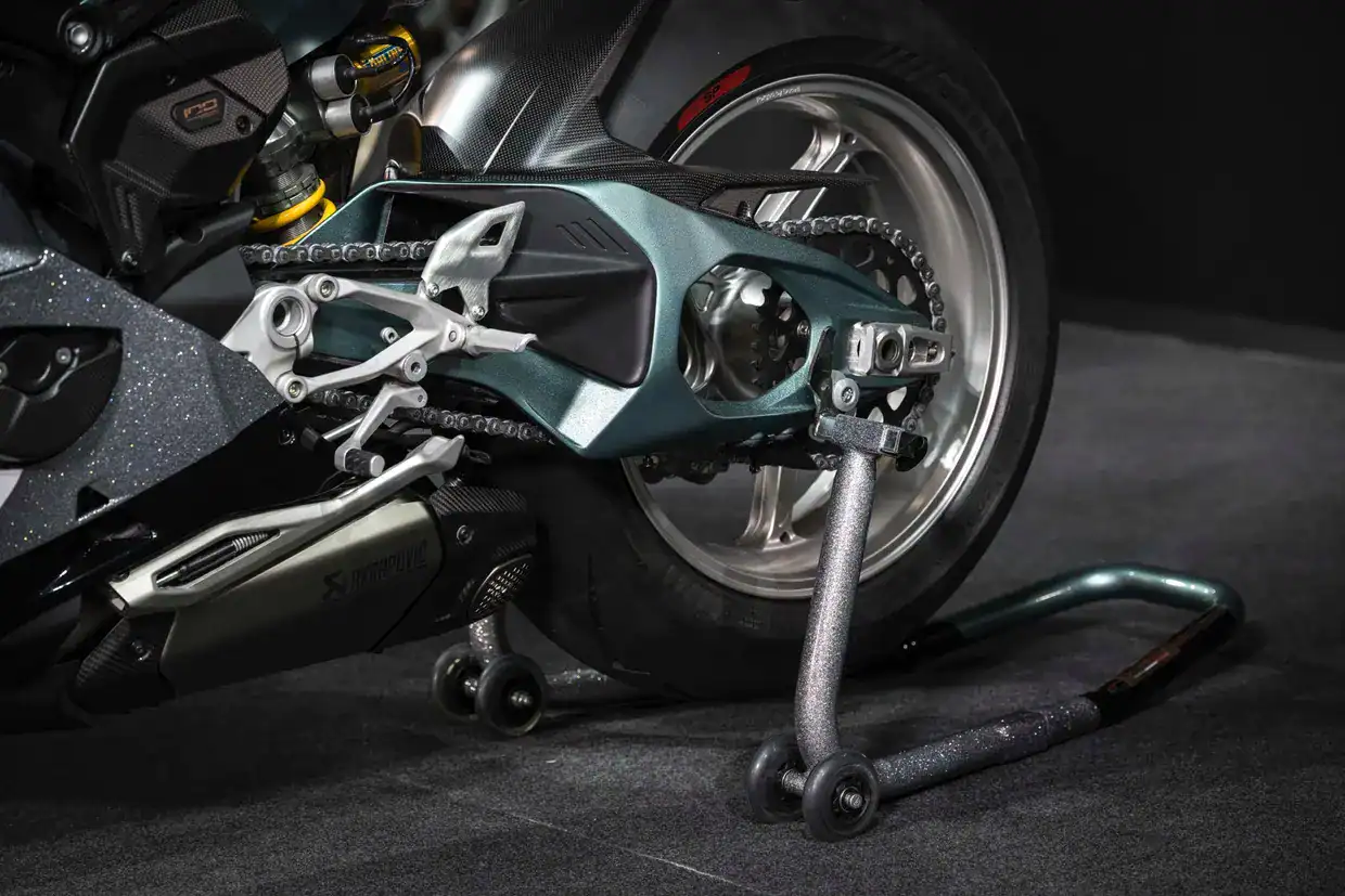 Ducati Collezione 100: Un secolo di leggenda su due ruote