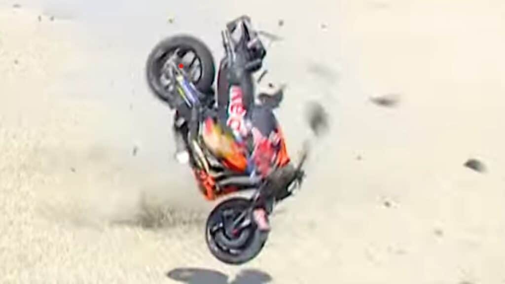 incidente MotoGP Ungheria moto - MotoGP: Jorge Martin si scusa per l'incidente al GP d'Ungheria - guida 1780907410633