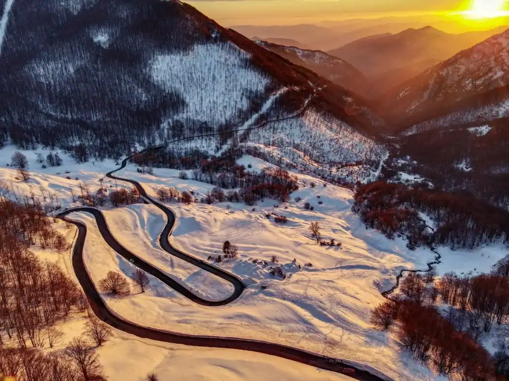 Appennino Ligure in Moto: Dall'Entroterra al Mare in un Giorno Itinerario Moto Appennino Ligure 1780472015110 1024x768