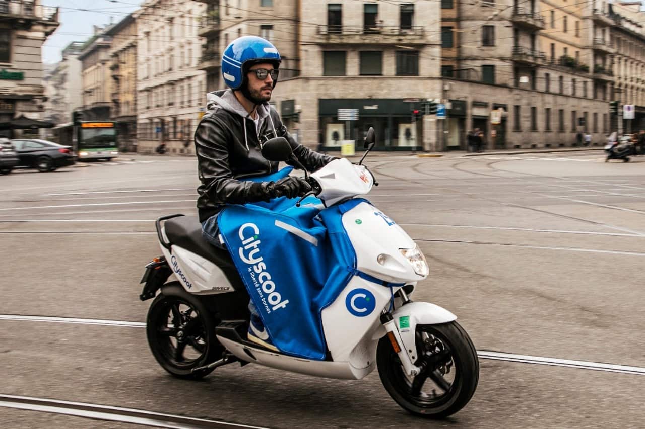 Monopattini Elettrici: Tra Normative e Controlli a Milano