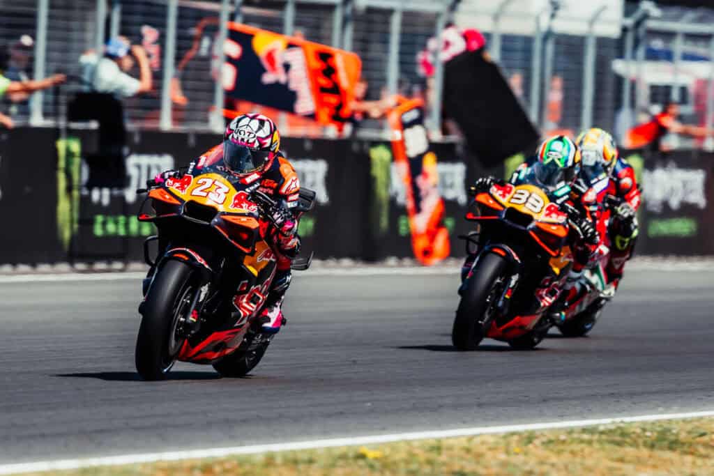 MotoGP Brno 2026 moto - MotoGP Brno: Aldeguer domina il Warm-Up, Marquez e Ogura pronti alla sfida - guida 1782030610790