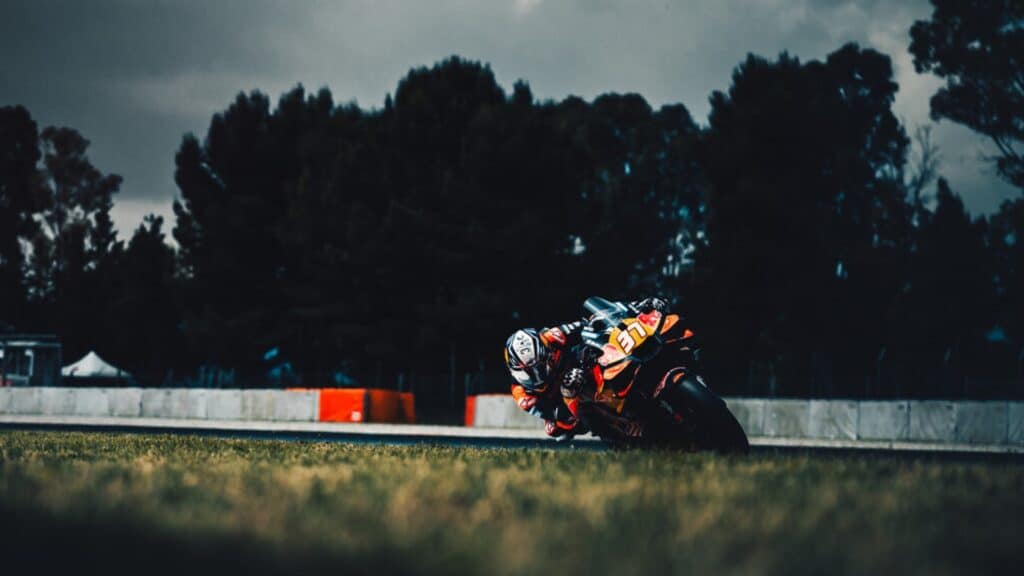 Racing Night 2026 moto - Racing Night 2026: Spettacolo in Notturna al Misano World Circuit - guida 1781686209389