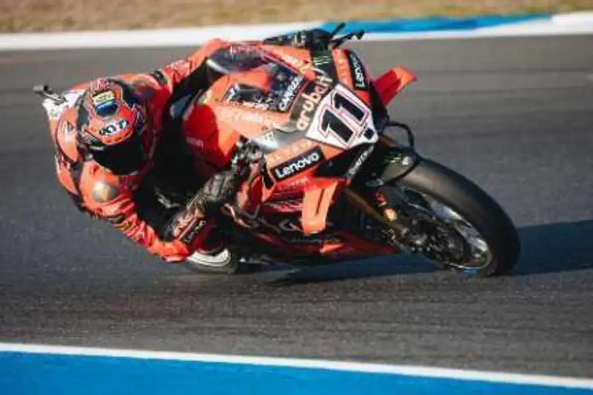 Superpole SBK Misano: sfida all'ultimo secondo Superpole SBK Misano: sfida all'ultimo secondo
