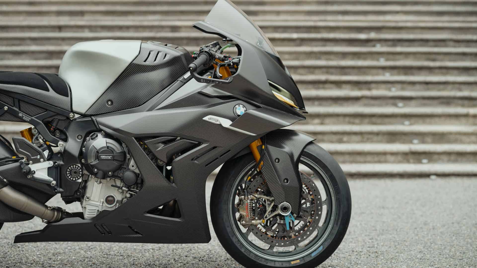 BMW M1000RR 2027: la Nuova Superbike Pronta a Conquistare con un Telaio Rivoluzionato