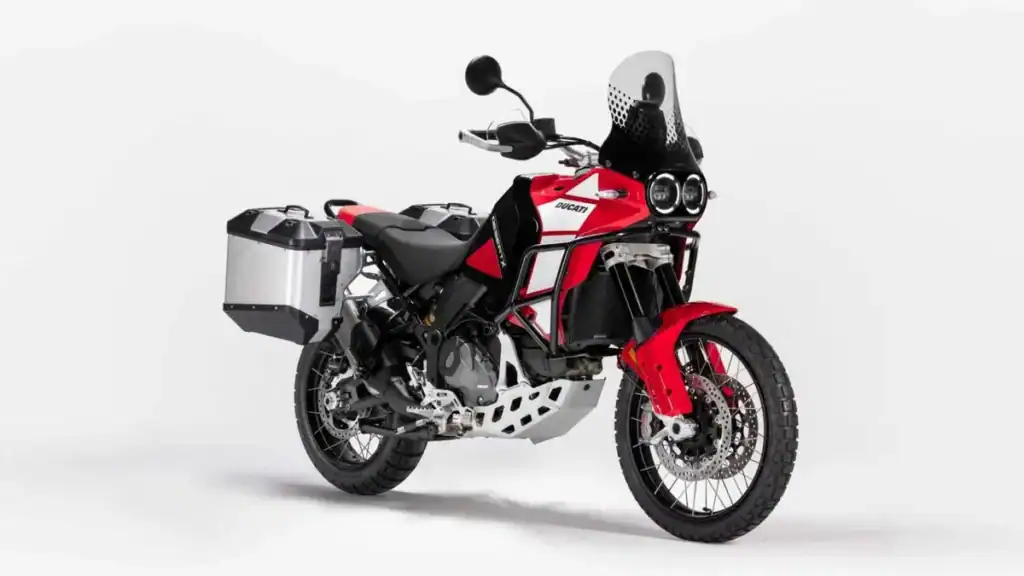 Ducati DesertX 100 moto - Ducati DesertX 100: Edizione Limitata che Celebra il Centenario - guida 1783932010818